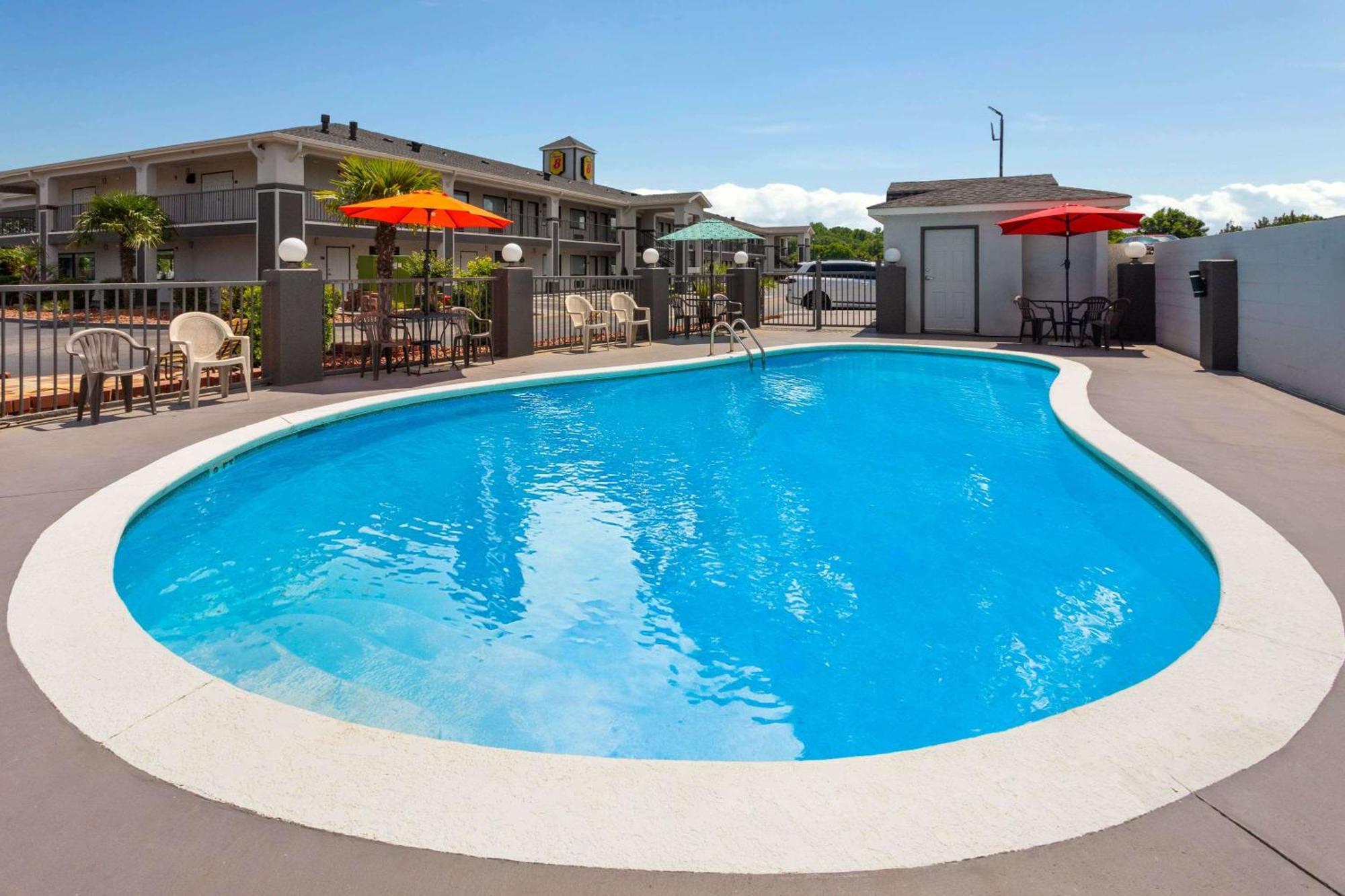 Super 8 By Wyndham Prattville Montgomery Exterior photo